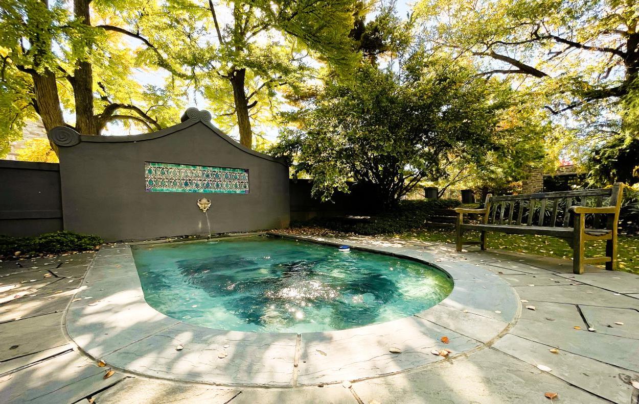Taft Garden Pool